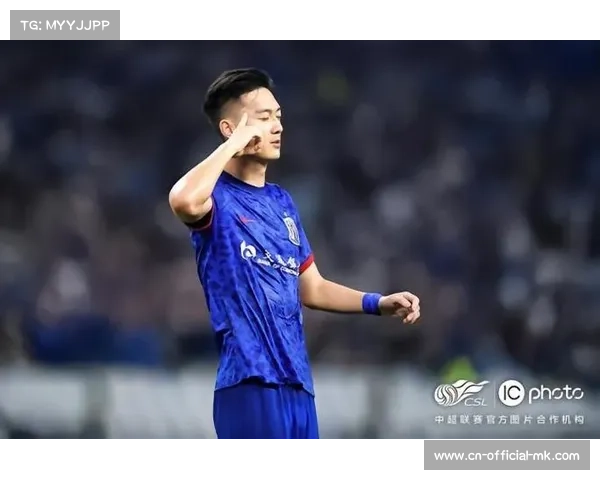 申花后防核心蒋圣龙复出 助力防线稳固与进攻多样化