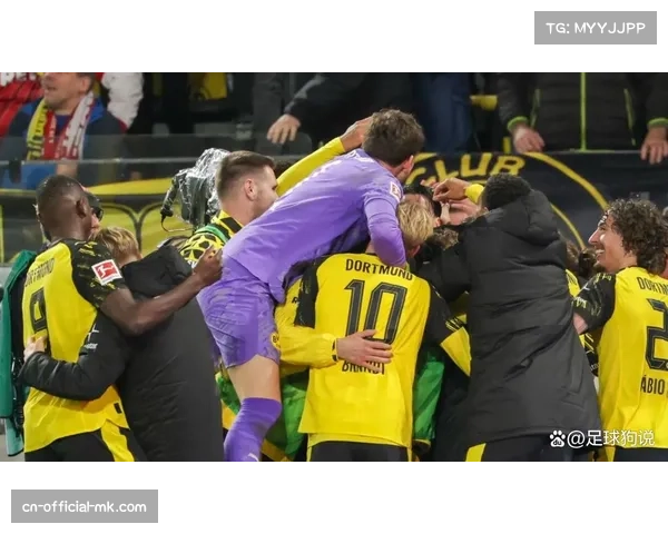 即时战报：莱比锡通过连续肋部撞墙配合打入一球